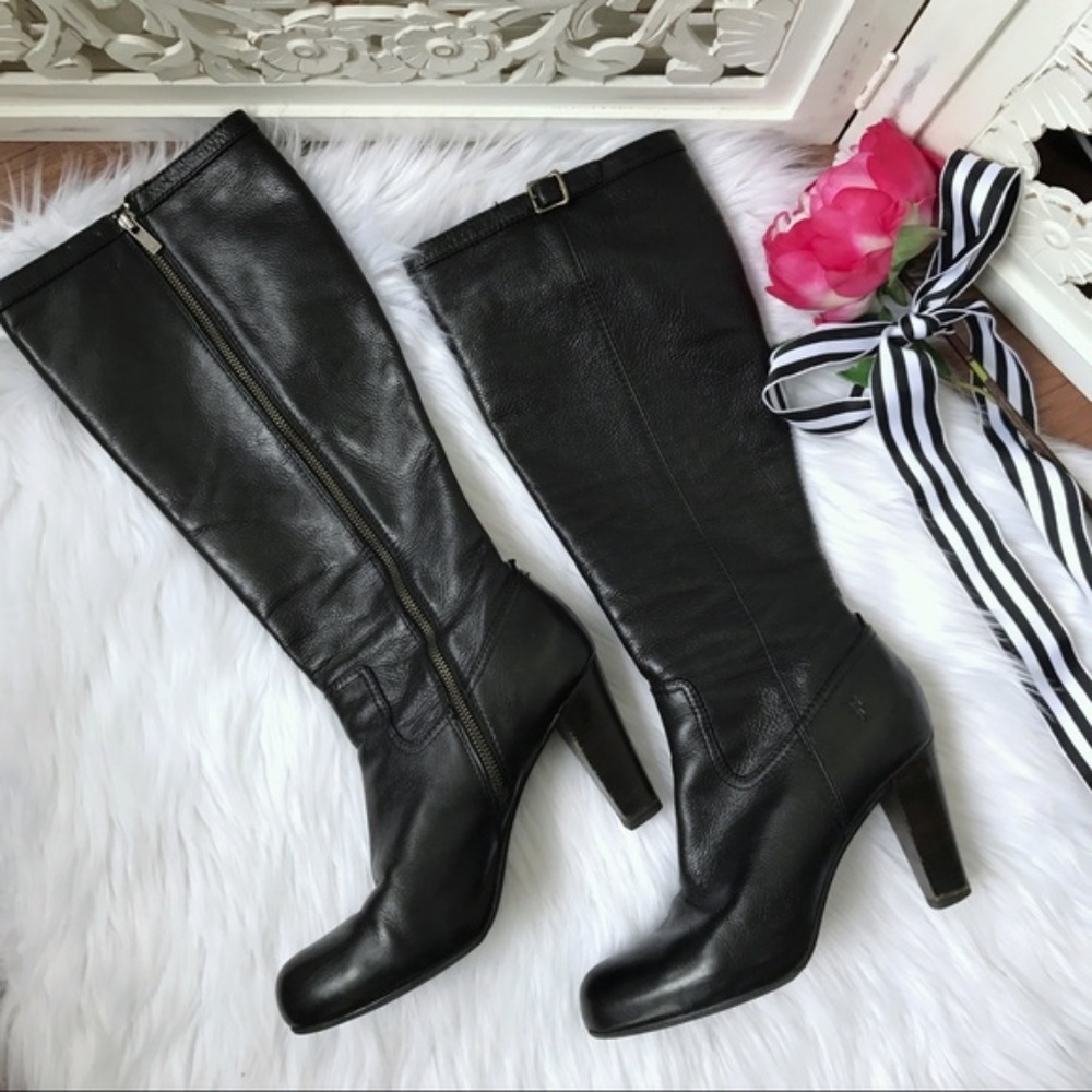 Gorgeous Frye Heeled Black Leather Knee-High Boots